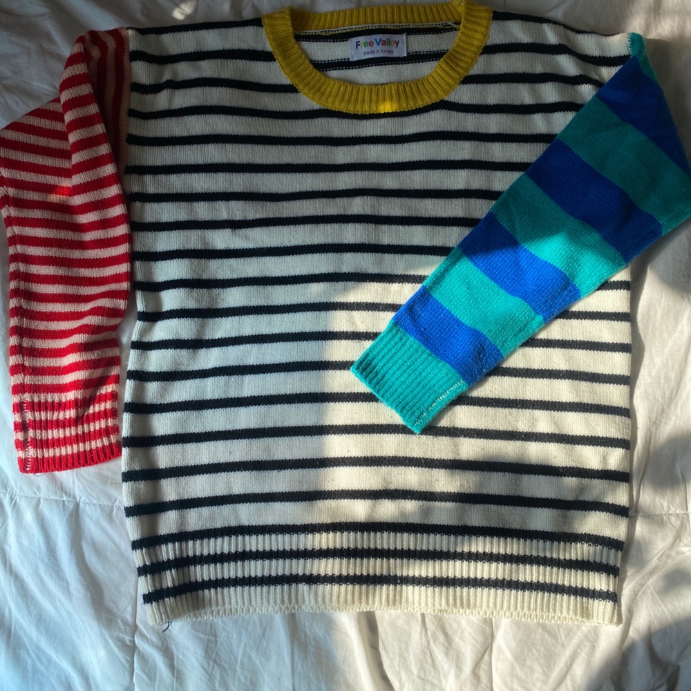 Free valley Sweaters
